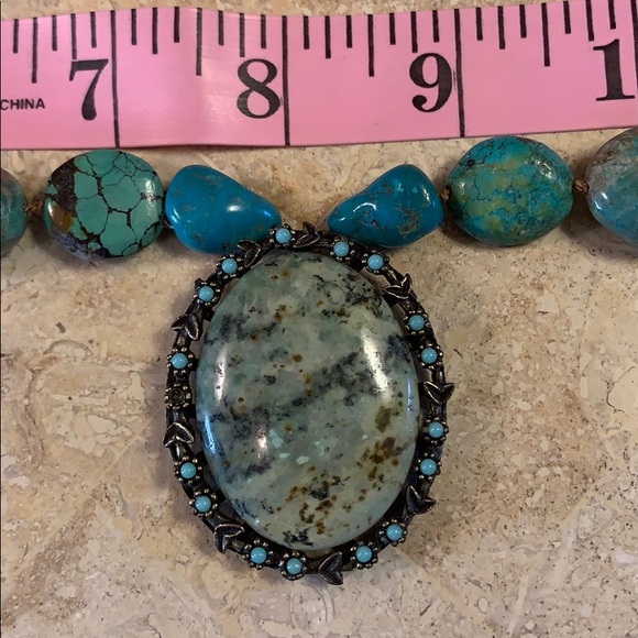 Gorgeous Turquoise beaded necklace - Picture 4 of 4
